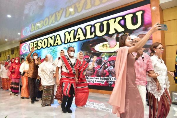 Pesona Maluku 2022 Berlangsung Meriah, Edy Rahmayadi Video Call Gubernur Maluku Ajak ke Sumut